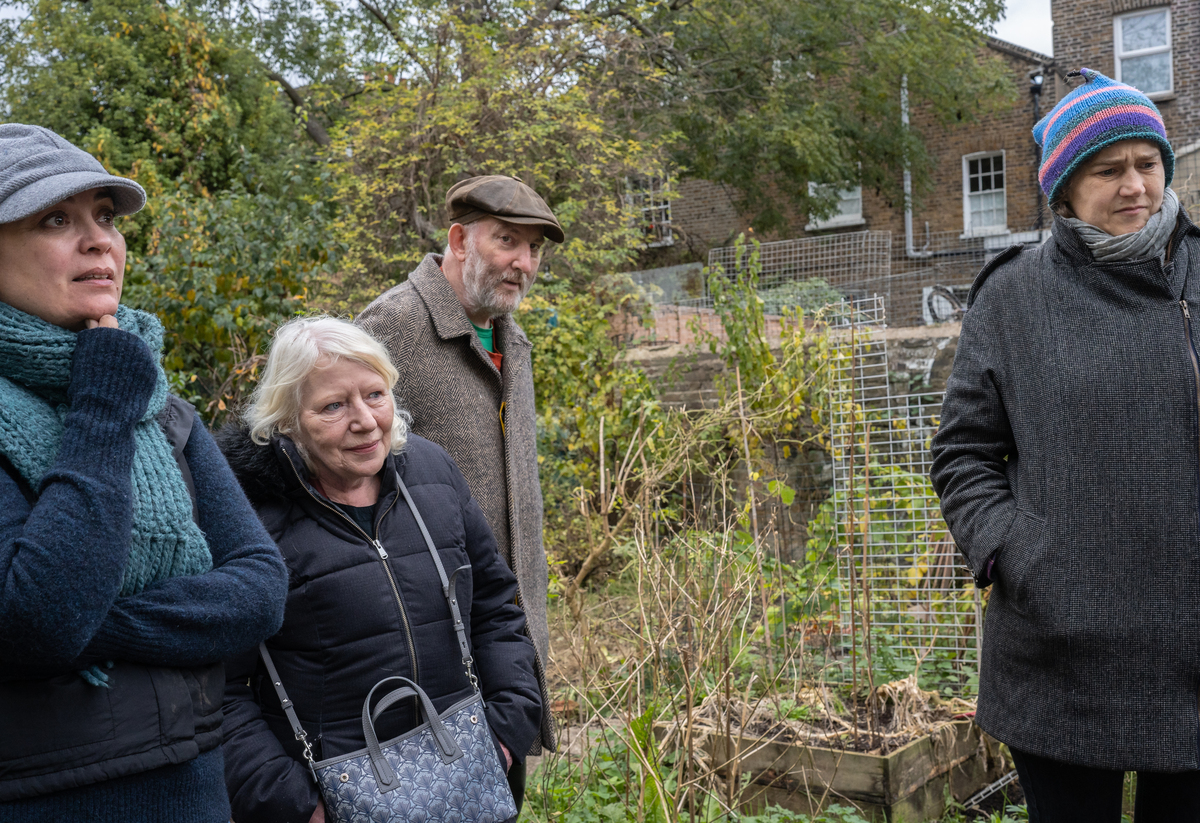 Chris gardening demo-15